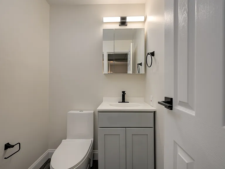 Oakbrook Manor Apartments — Photo 51