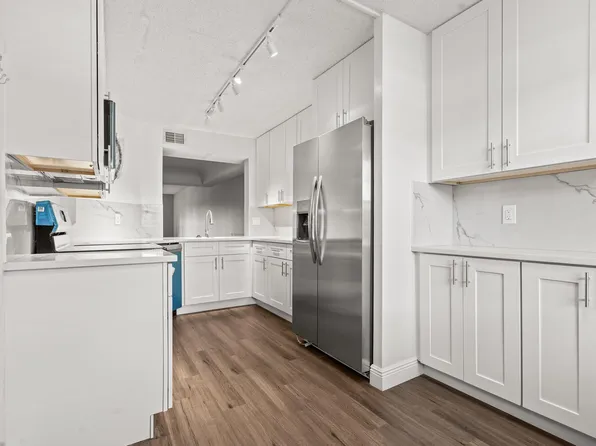 23395 Carolwood Lane #207, Boca Raton, FL 33428