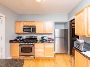 1310 W Montrose Ave #1, Chicago, IL 60613