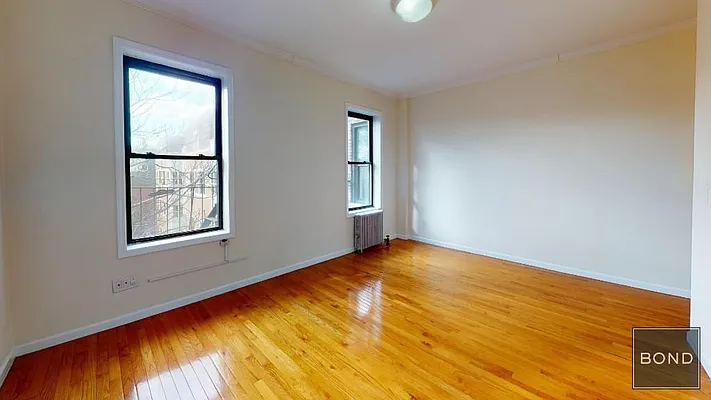 Rented by Bond New York | media 12