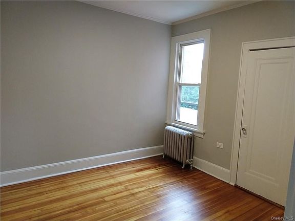 4th image of 126 Park Hill Ave APT 2R