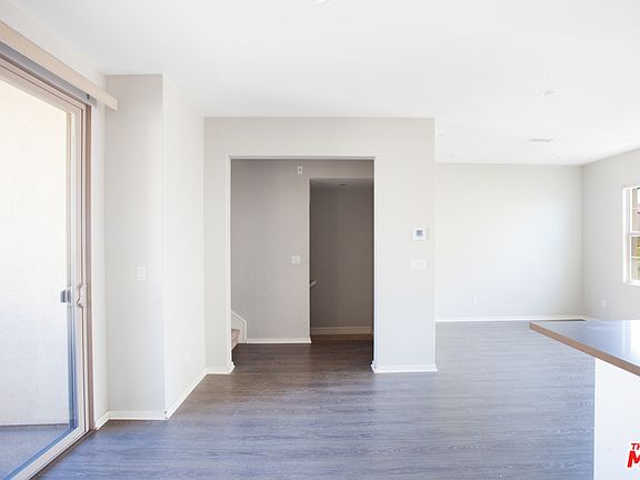 5th image of 63 Bay Laurel