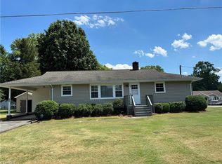 160 North St, Rural Hall, NC 27045