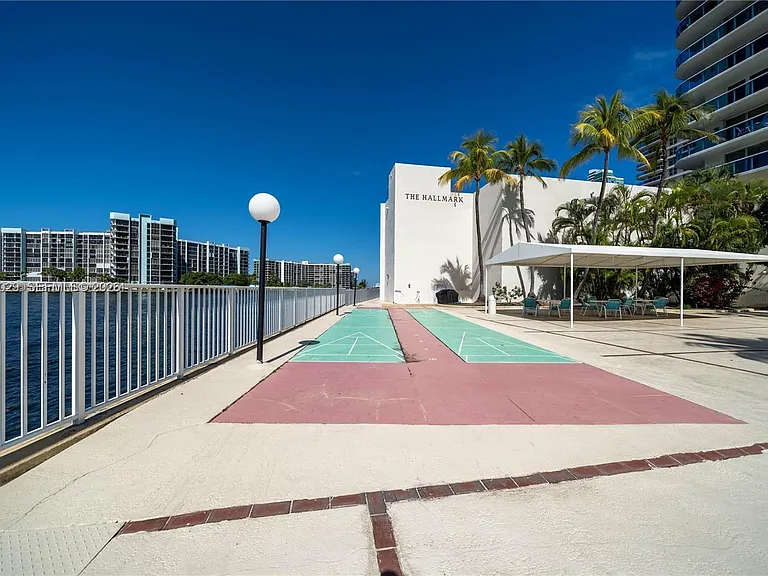 3800 S Ocean Dr #410 — Photo 37