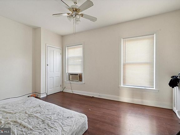 5th image of 1324 W Cumberland St