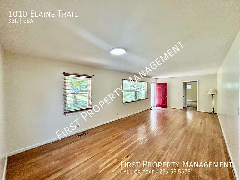 1010 Elaine Trl — Photo 6