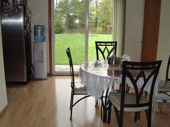 5th image of 25979 Heatherfield Dr