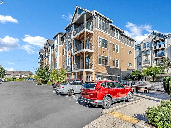 3rd image of 17181 Snowdale St Unit 302