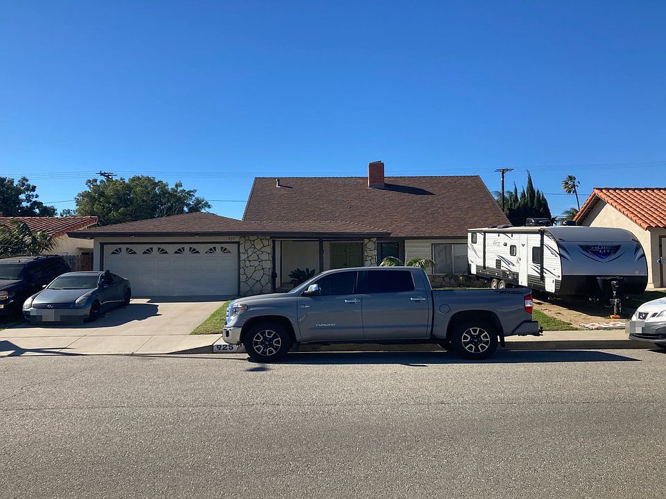 1st image of 925 E Dara St