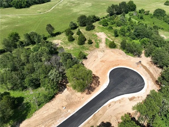 Wallys Way #14, Gentry, AR 72734