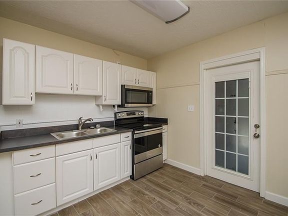 3rd image of 6050 17th Ave N