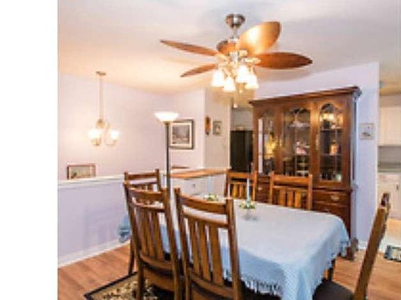 3rd image of 4205 Eastview Ln #4205