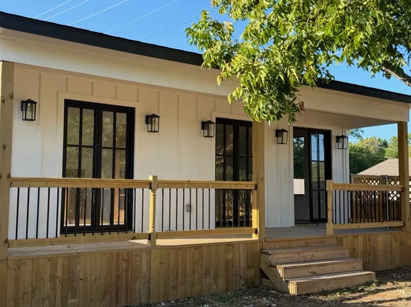 4132 Hillcrest Dr, Waco, TX 76710