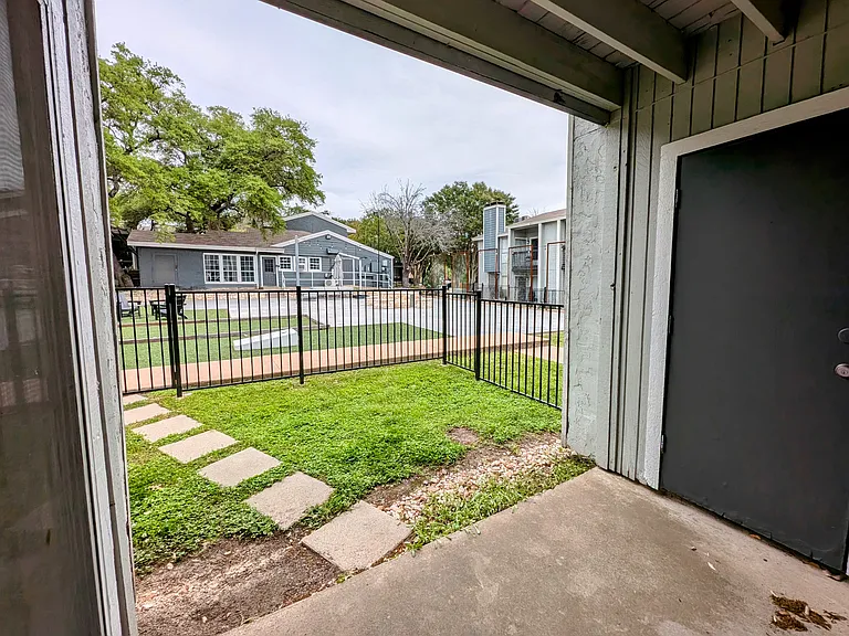 Grove at Northwest Hills — Photo 77