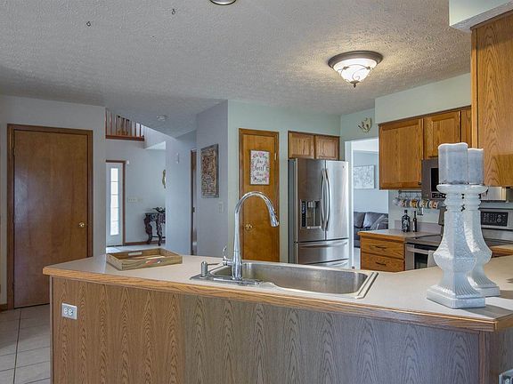 4th image of 2390 Oakthorpe Dr