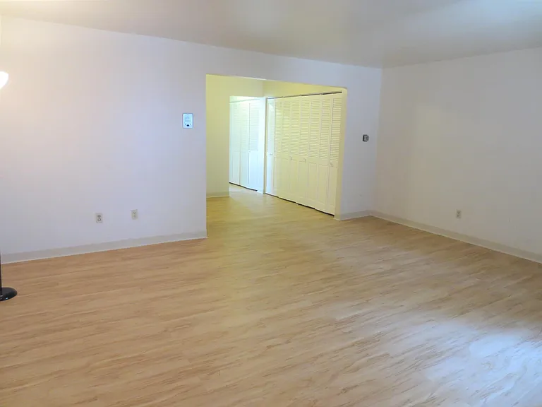 6350 Forward Ave #21 — Photo 32