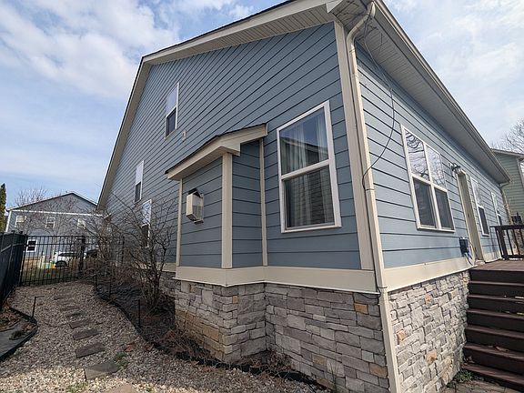 3rd image of 3065 Kirkland Cir