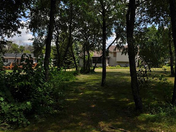 2nd image of 632 Westport Dr