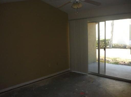 2nd image of 1910 Summer Club Dr APT 102