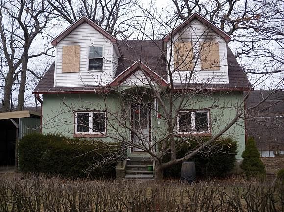1st image of 23 Barbara Ave