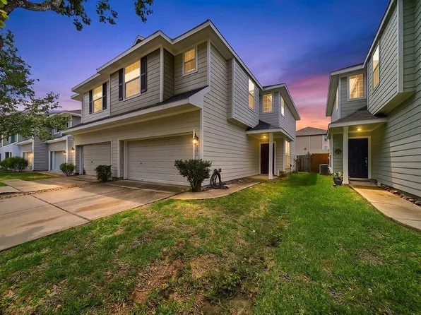 8922 Elm Drake Ln, Humble, TX 77338
