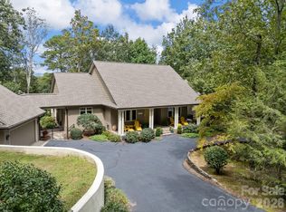 231 Mockingbird Hill Rd, Landrum, SC 29356