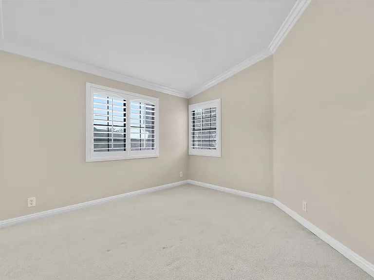 3061 Diamond View Cir — Photo 46