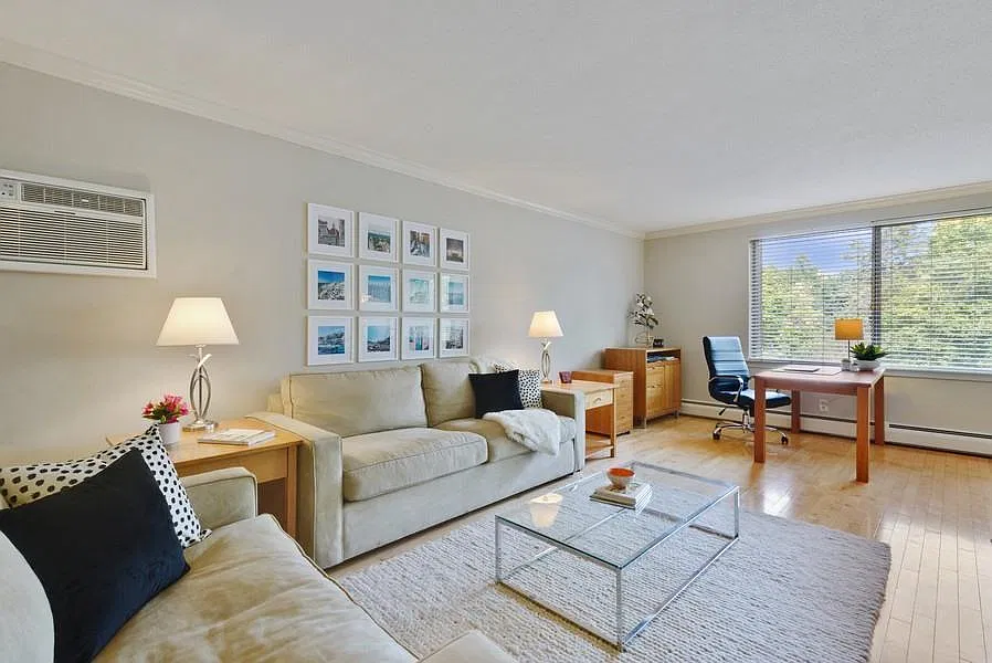 2 bed, 1220 sqft, $2,350 — Photo 3