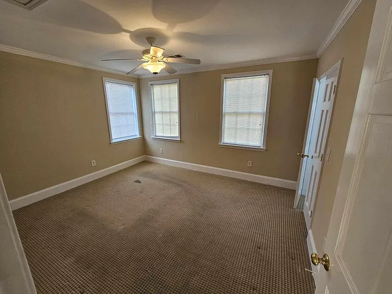 133 Auburn Ave — Photo 8