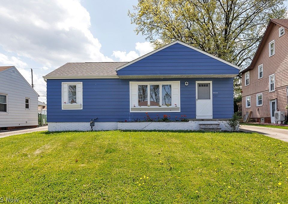 1st image of 3613 Park Dr