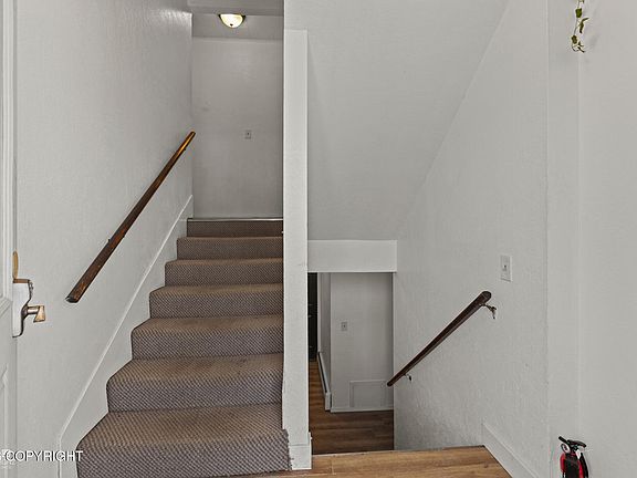 5th image of 1214 Lilac Ln