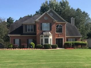 6226 Spring Lake Dr, Flowery Branch, GA 30542