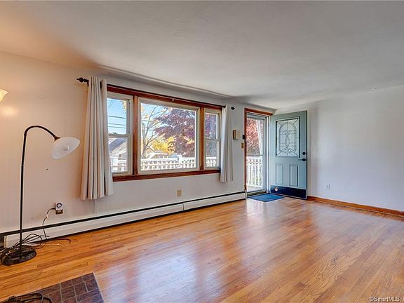 5th image of 417 Glen St