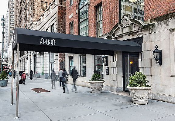 5th image of 360 W 34th St APT 13V