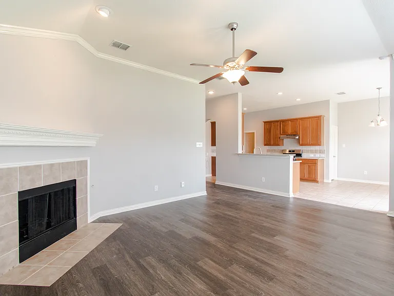 1140 Victory Bells Dr — Photo 8
