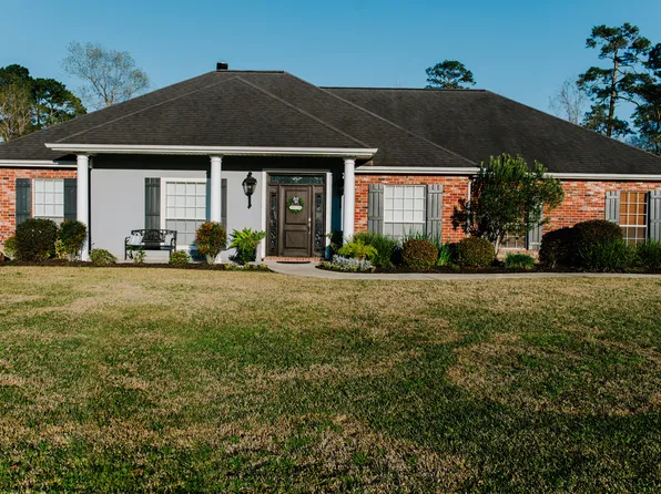 504 Colonial Dr, Lake Charles, LA 70611