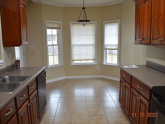 5th image of 206 Arelia Dr