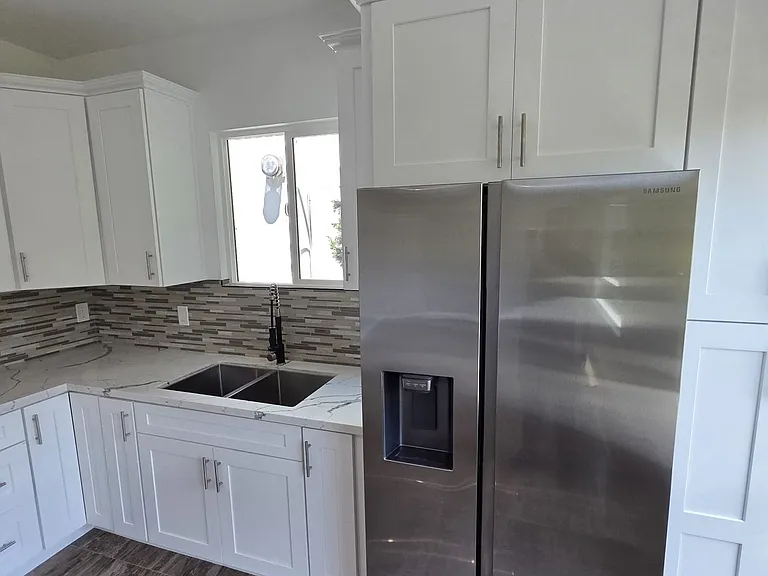 511 Rampart — Photo 12