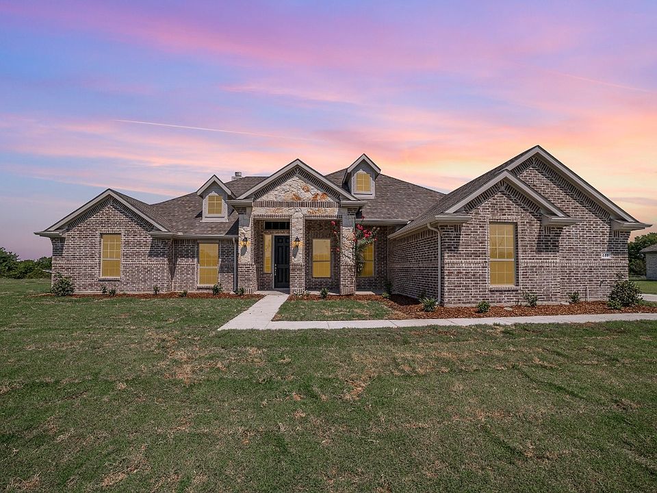 1st image of 650 Serenity Ln