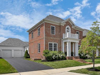 7945 Straits Farm N, New Albany, OH, 43054