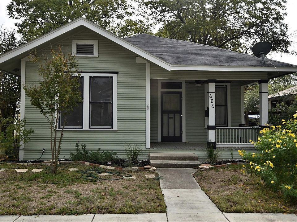 1st image of 606 Devine St