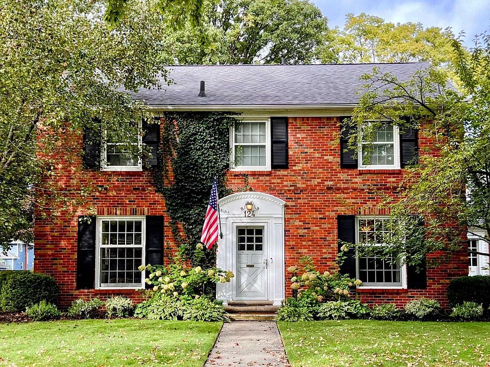 1st image of 124 Lodewyck St