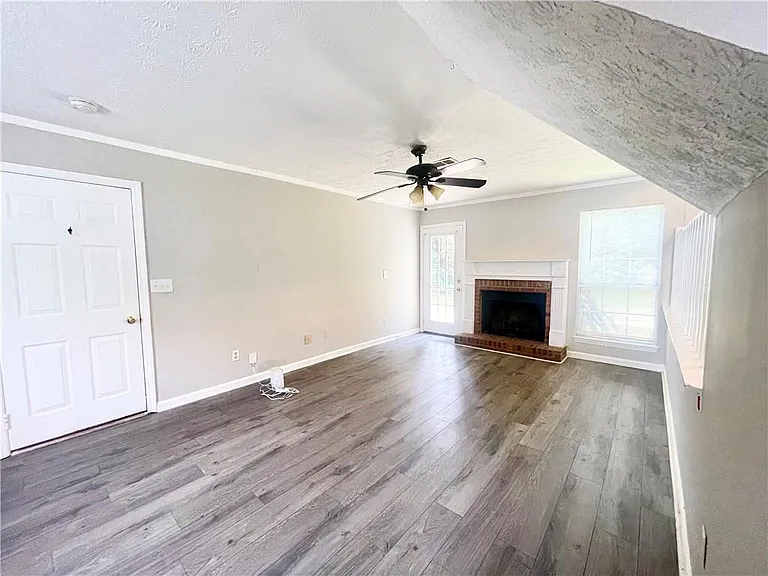 10680 Mortons Xing — Photo 19