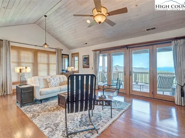 500 Indian Paintbrush Drive #RM-5, Banner Elk, NC 28604