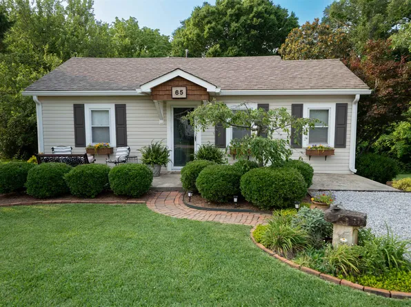 65 Harris Dr, Tuscumbia, AL 35674