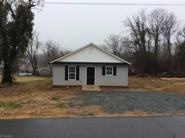 7739 Pine St, Rural Hall, NC 27045