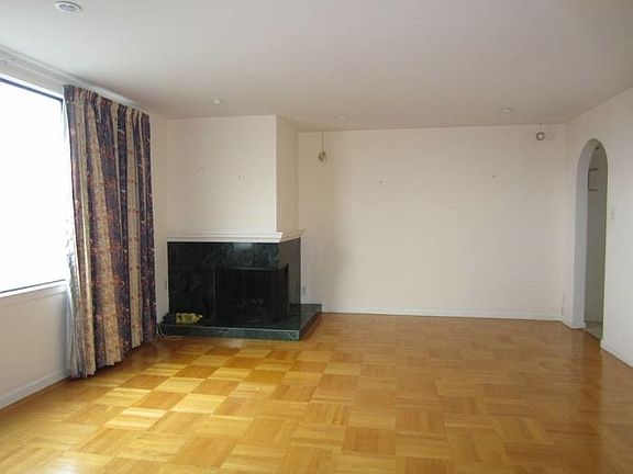2nd image of 435 Green St APT 6