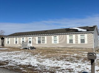 5738 Red Fox Dr, Carterville, IL 62918