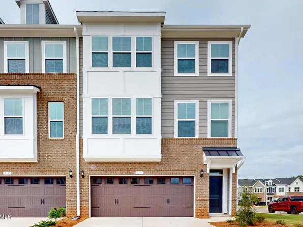 129 Lemon Leaf Pl, Holly Springs, NC 27540