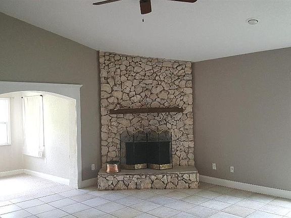 4th image of 1453 La Paloma Cir